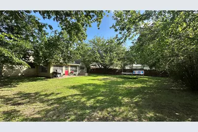 806 Crestline Drive, Mexia, TX 76667 - Photo 31