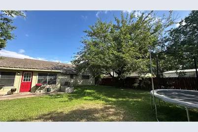 806 Crestline Drive, Mexia, TX 76667 - Photo 33