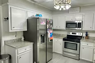 806 Crestline Dr, Mexia, TX 76667 - Photo 9
