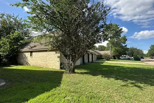 806 Crestline Dr, Mexia, TX 76667 - Photo 33