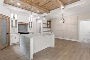 1004 W Broadus Ave, Fort Worth, TX 76115 - Photo 13