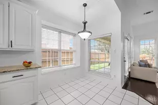 9446 Abbey Rd, Irving, TX 75063 - Photo 13