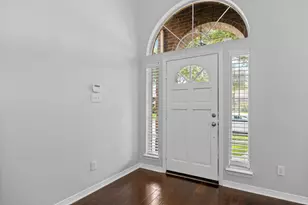 9446 Abbey Rd, Irving, TX 75063 - Photo 5