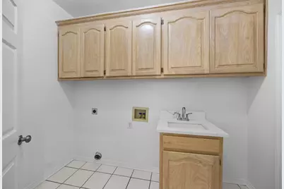 9446 Abbey Road, Irving, TX 75063 - Photo 27