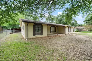519 Malibu Dr, Malakoff, TX 75148 - Photo 3