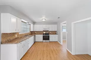 519 Malibu Dr, Malakoff, TX 75148 - Photo 7