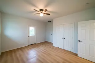 956 Lloyd's Rd, Little Elm, TX 75068 - Photo 13