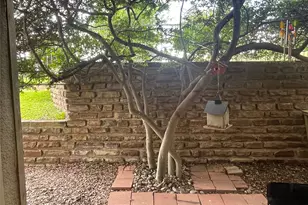 8601 Park Ln, Dallas, TX 75231 - Photo 13