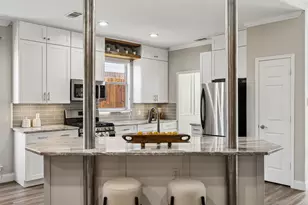 804 Summit Pointe, Lewisville, TX 75077 - Photo 7