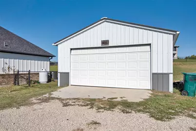 201 Meadow Hill Lane, Sherman, TX 75090 - Photo 11