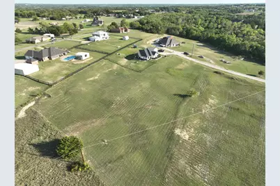 201 Meadow Hill Lane, Sherman, TX 75090 - Photo 7
