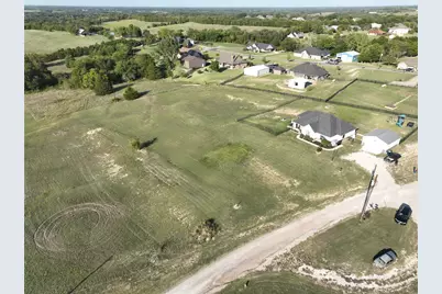 201 Meadow Hill Lane, Sherman, TX 75090 - Photo 5
