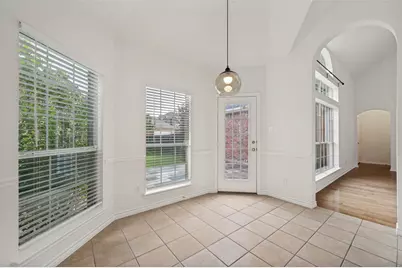 10572 Coach House Lane, Frisco, TX 75035 - Photo 9