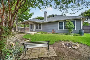 801 Pennsylvania Dr, Saginaw, TX 76131 - Photo 29