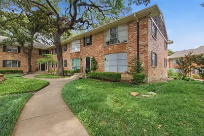 3031 Mahanna Springs Drive #D, Dallas, TX 75235 - Photo 13