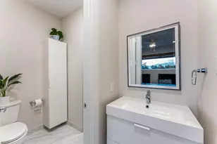 4013 Ivanhoe Ln, Dallas, TX 75212 - Photo 31