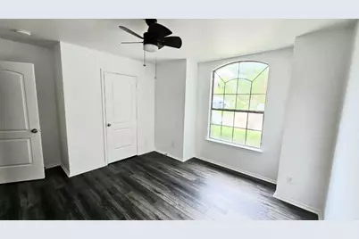 9324 Warren Drive, McKinney, TX 75071 - Photo 11