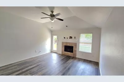 9324 Warren Drive, McKinney, TX 75071 - Photo 5