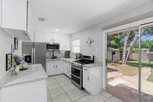 2332 Felder Ln, Fort Worth, TX 76112 - Photo 9