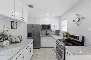 2332 Felder Ln, Fort Worth, TX 76112 - Photo 11