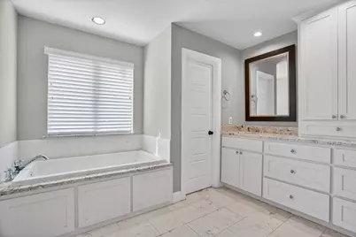 3800 Medford Road, Fort Worth, TX 76103 - Photo 29