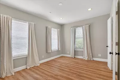 3800 Medford Road, Fort Worth, TX 76103 - Photo 27