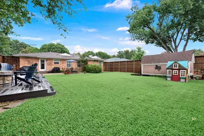 8835 Larchwood Drive, Dallas, TX 75238 - Photo 33