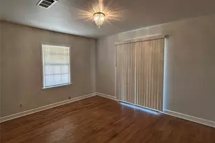 640 E Pleasant Run Rd, DeSoto, TX 75115 - Photo 9