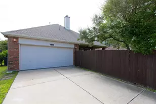 11259 Blackhawk, Frisco, TX 75033 - Photo 3