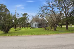 2600 Setting Sun Trl, Granbury, TX 76048 - Photo 17