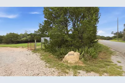 2600 Setting Sun Trail, Granbury, TX 76048 - Photo 3