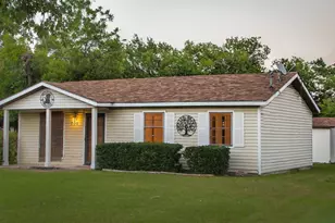 200 Russell St, White Settlement, TX 76108 - Photo 3