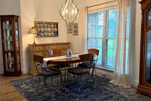 2013 Oakbluff Dr, Carrollton, TX 75007 - Photo 7