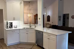 2013 Oakbluff Dr, Carrollton, TX 75007 - Photo 13