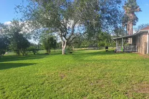 225 Linney Ln, Beeville, TX 78102 - Photo 27