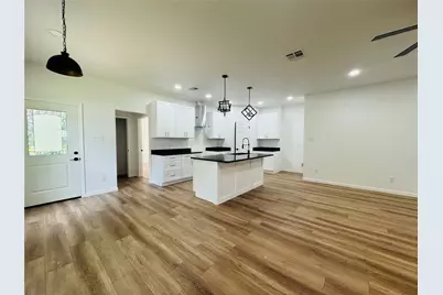 1701 Egan Lane, Waco, TX 76705 - Photo 3