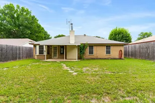 1008 Green Ridge Terrace, Saginaw, TX 76179 - Photo 33