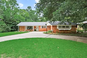 111 W Tennie St, Gainesville, TX 76240 - Photo 3