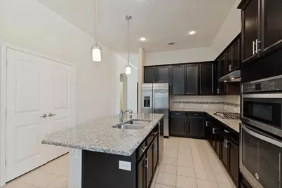 8601 McCutchins Drive, McKinney, TX 75070 - Photo 5