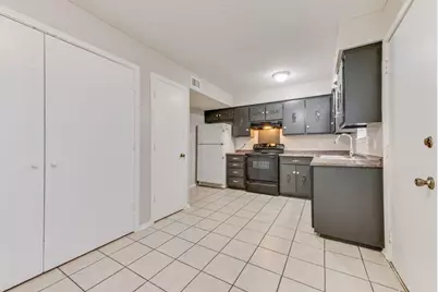 1728 Sanford #J, Arlington, TX 76012 - Photo 7