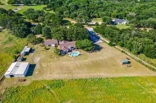108 Gladdis Ln, Springtown, TX 76082 - Photo 29