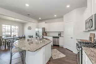 2444 Evening Stone Dr, Little Elm, TX 76227 - Photo 3