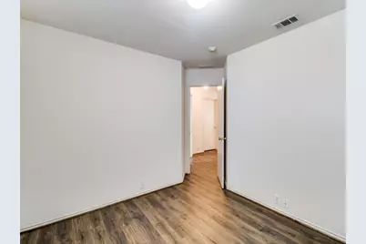 4212 Falcon Drive, Sherman, TX 75092 - Photo 9