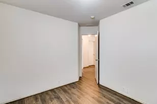 4212 Falcon Dr, Sherman, TX 75092 - Photo 9