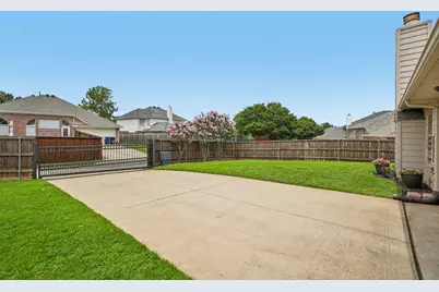 421 Durrand Oak Drive, Keller, TX 76248 - Photo 39