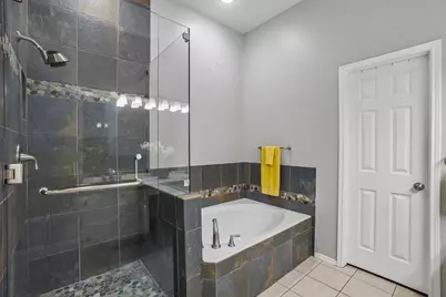 421 Durrand Oak Drive, Keller, TX 76248 - Photo 25