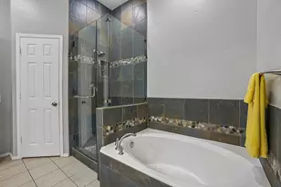 421 Durrand Oak Dr, Keller, TX 76248 - Photo 27