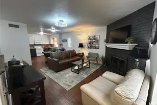 2406 Las Brisas St, Fort Worth, TX 76119 - Photo 11