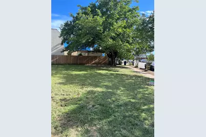 2406 Las Brisas Street, Fort Worth, TX 76119 - Photo 5