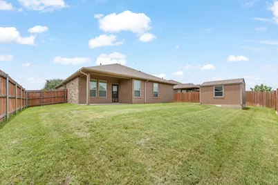 1211 Larkspur Lane, Cleburne, TX 76033 - Photo 25
